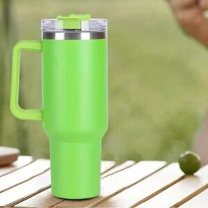 40oz Tumbler (Green) Free Non Slip Bottom & straw Topper
